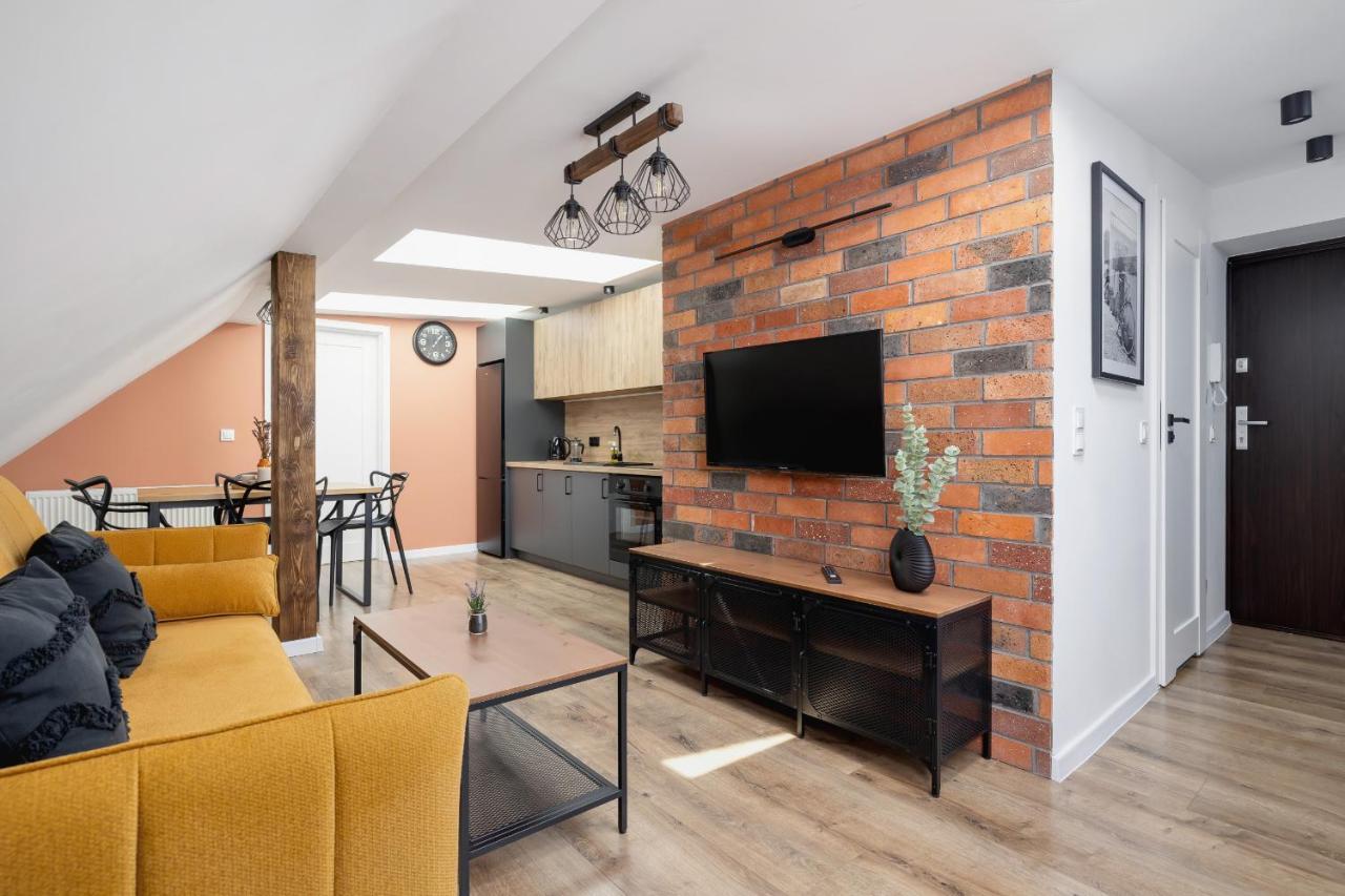 Cosy Apartments Kosciuszki Near The Main Train Station By Noclegi Renters Katowice Buitenkant foto