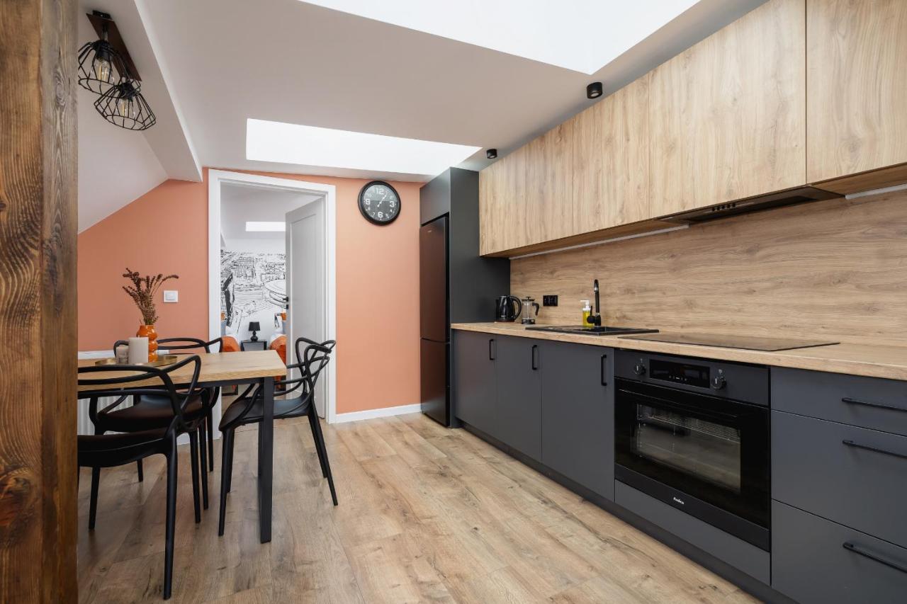 Cosy Apartments Kosciuszki Near The Main Train Station By Noclegi Renters Katowice Buitenkant foto