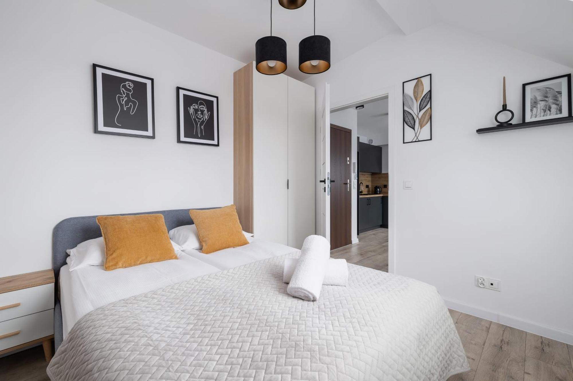 Cosy Apartments Kosciuszki Near The Main Train Station By Noclegi Renters Katowice Buitenkant foto
