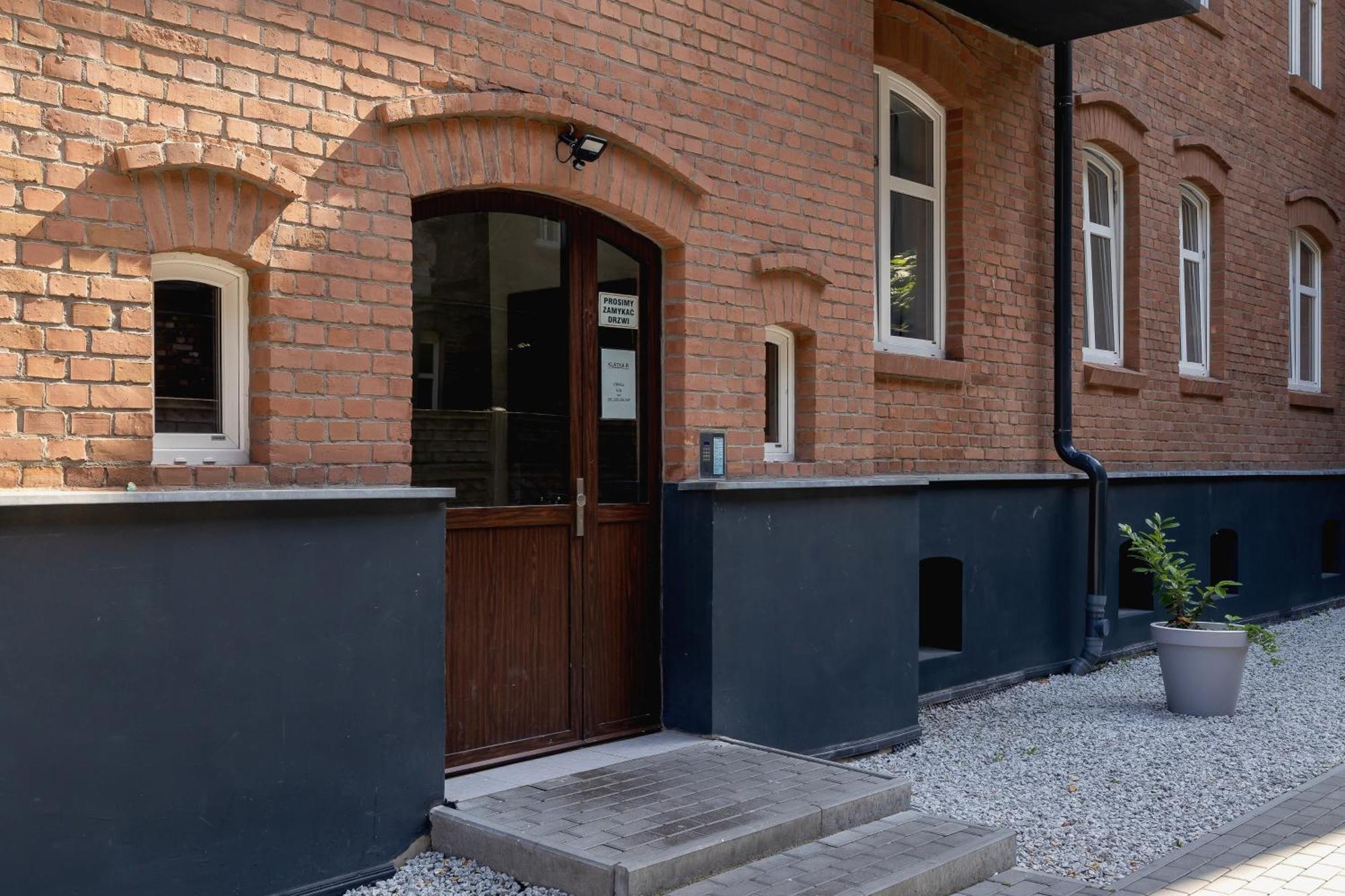 Cosy Apartments Kosciuszki Near The Main Train Station By Noclegi Renters Katowice Buitenkant foto